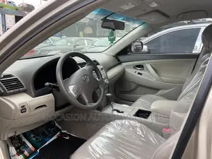 Toyota Camry LE 4dr Sedan (2.4L 4cyl 5A) 2007 Gold