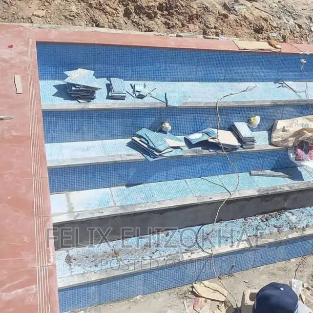 Swimming Pools Builder, Plumber and Maintenance Technician