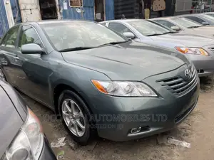 Toyota Camry LE 4dr Sedan (2.4L 4cyl 5A) 2007 Green