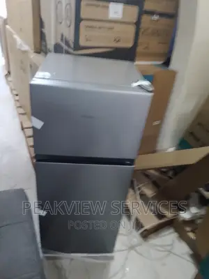 New in Hisense Top Freezer Double Door Ref172dr
