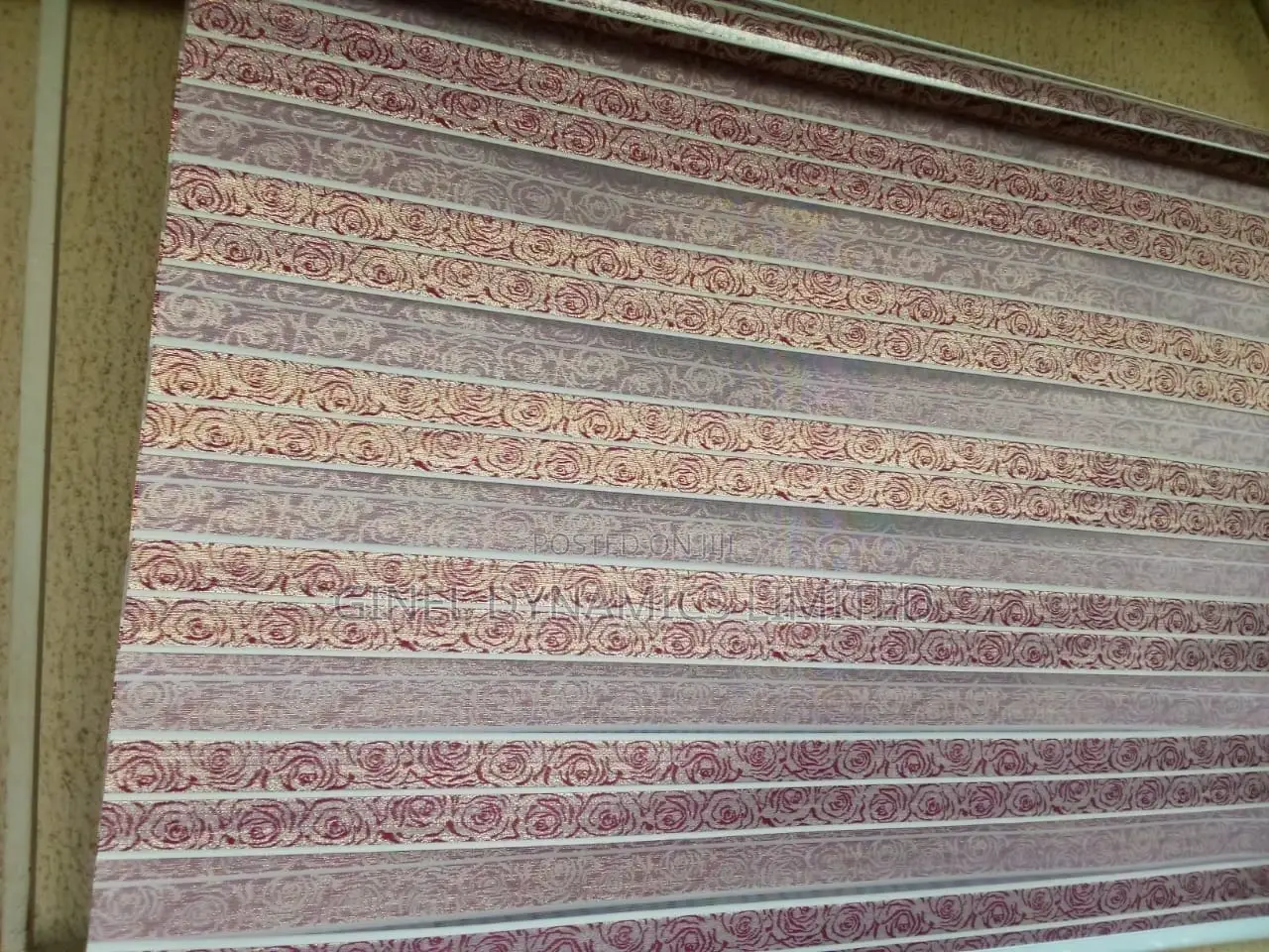 High Quality Window Blind (Free Delivery)