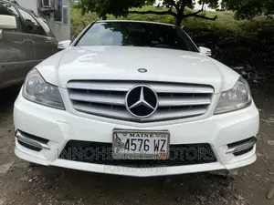 Mercedes-Benz C300 2013 White