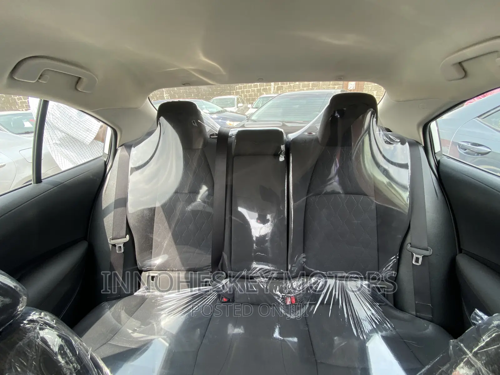Toyota Corolla LE 2021 Silver