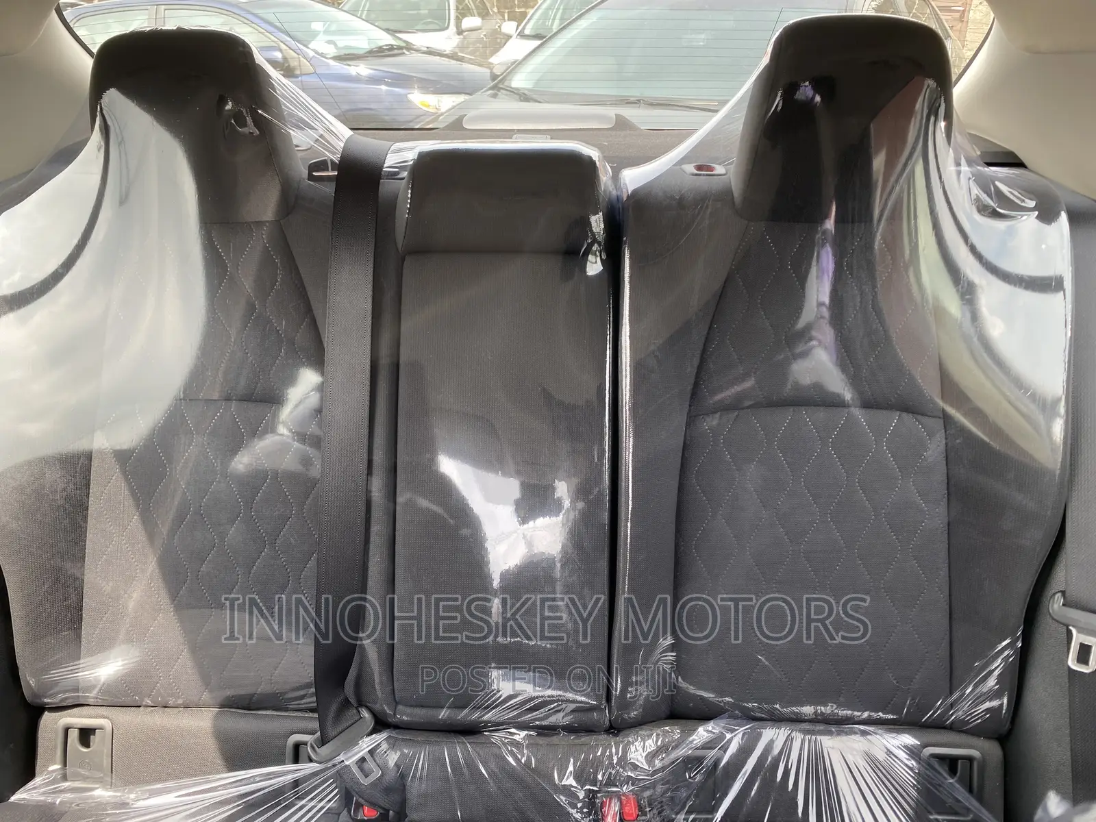 Toyota Corolla LE 2021 Silver