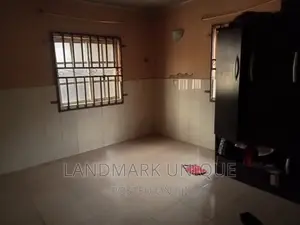 2bdrm Bungalow in Makaranta, Dutse-Alhaji for rent