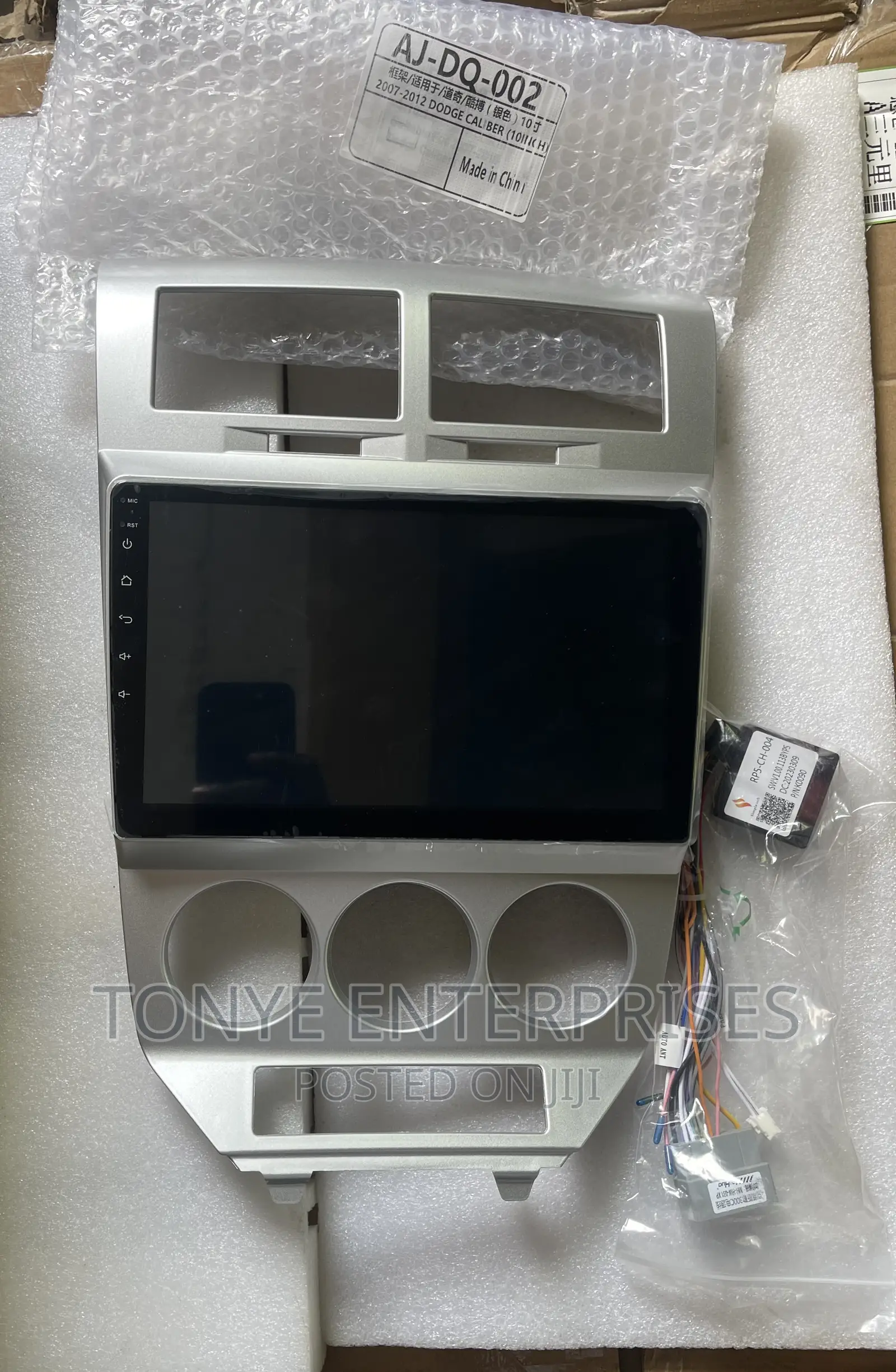 Dodge Caliber 2007-2012 Multimedia Player