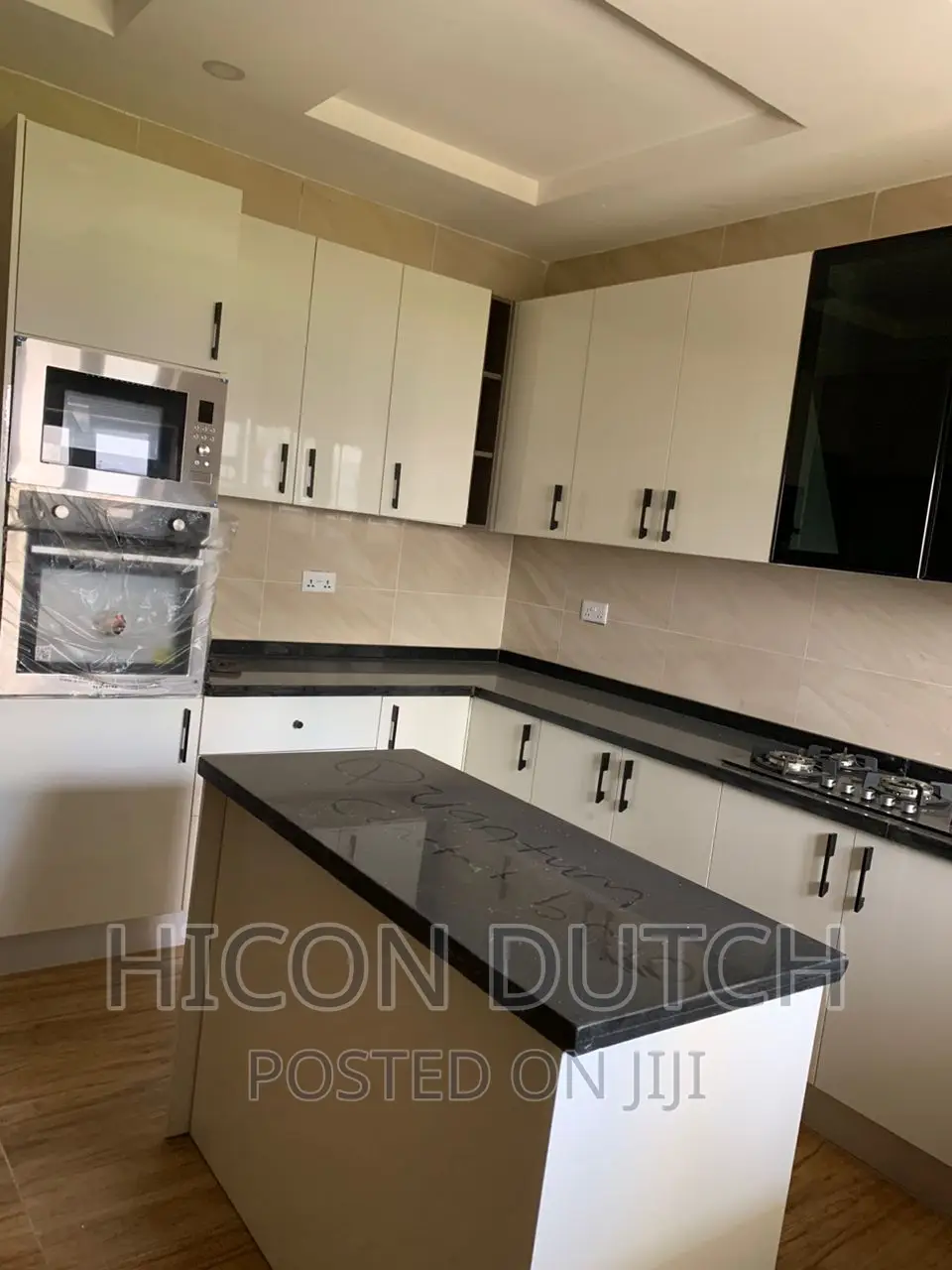 4bdrm Townhouse / Terrace in Main Katampe for rent