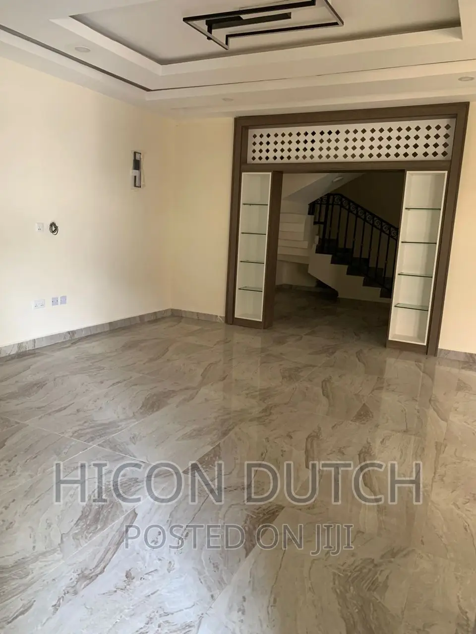 4bdrm Townhouse / Terrace in Main Katampe for rent