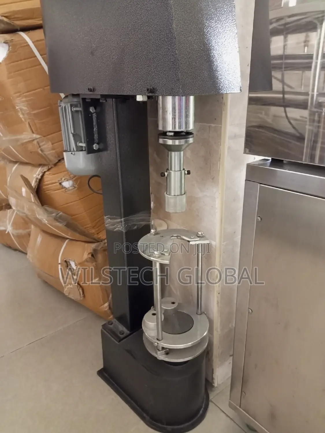Bottle Locking and Capping Machine JGS-880