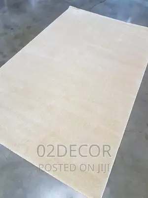 Plain Cream Center Rugs (5/7 and 7/10)
