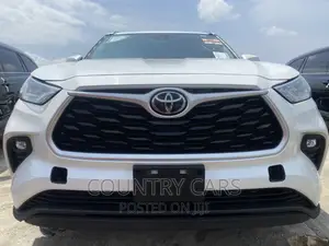Toyota Highlander XLE 2022 White