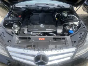 Mercedes-Benz C300 Sport 4Matic Sedan AWD (3.5L 6cyl 7A) 2013 Black