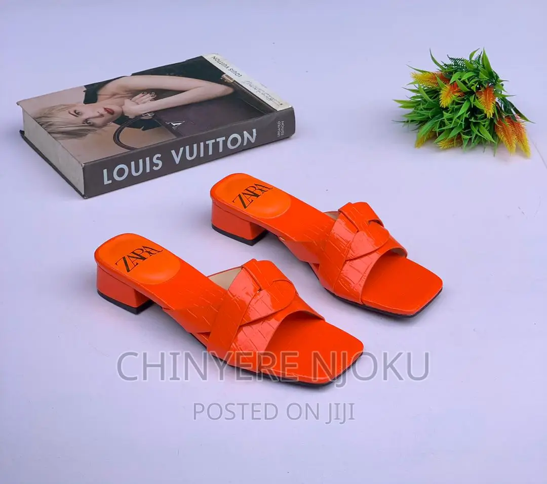Female Flat Shoes
