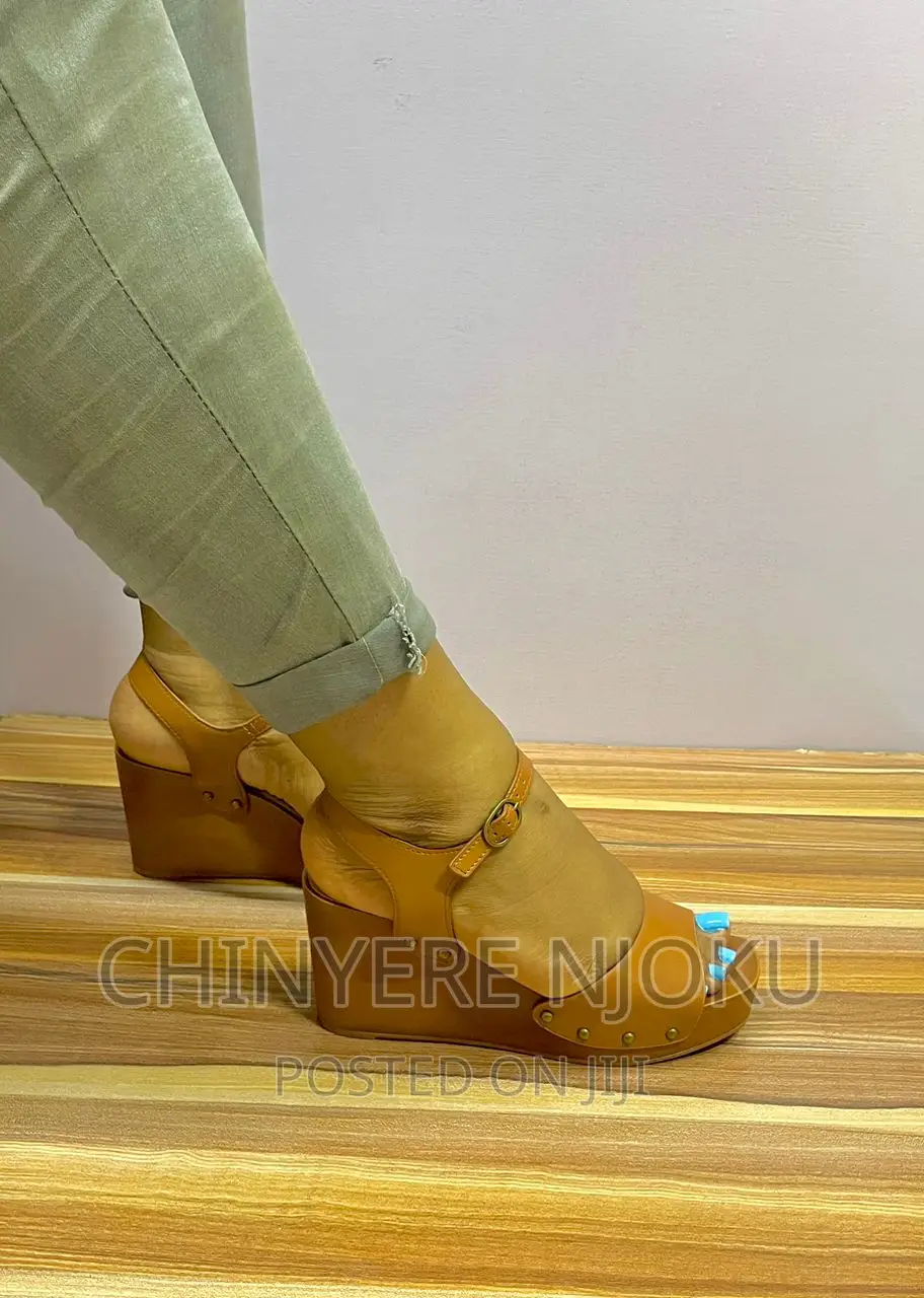 Female Wedge Shoes
