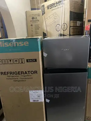 Standard Hisense Top Refrigerator With Lock and Key