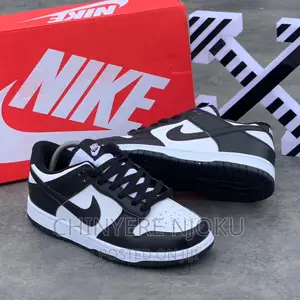 Nike Air Force Sneakers
