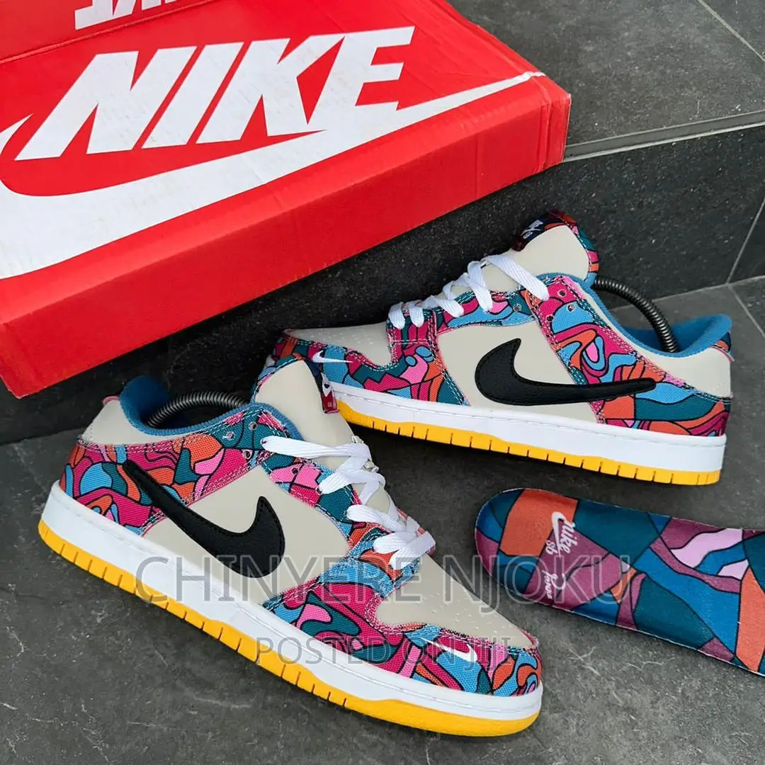 Nike Air Force Sneakers