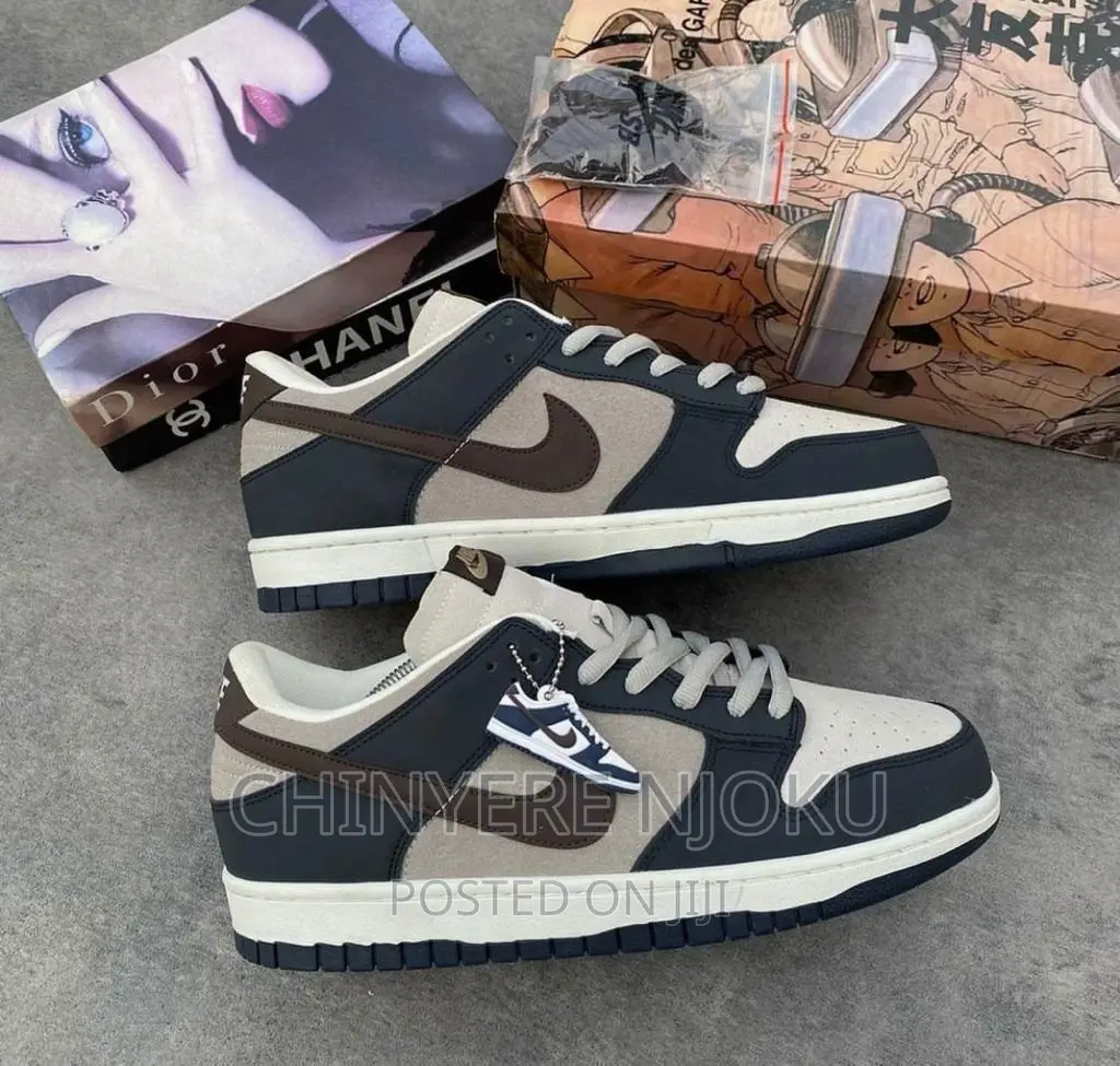 Nike Air Force Sneakers
