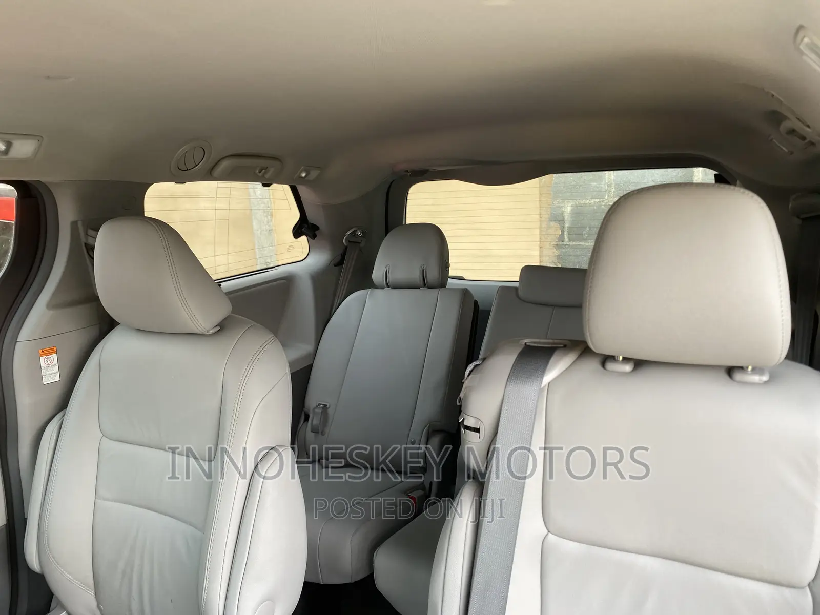 Toyota Sienna 2016 Gray