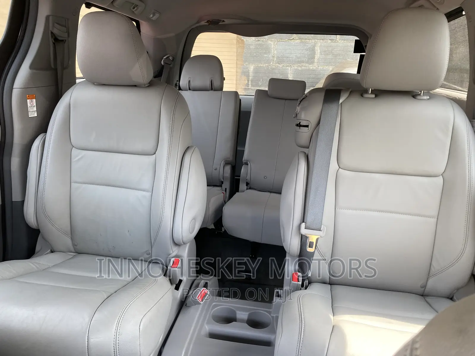 Toyota Sienna 2016 Gray
