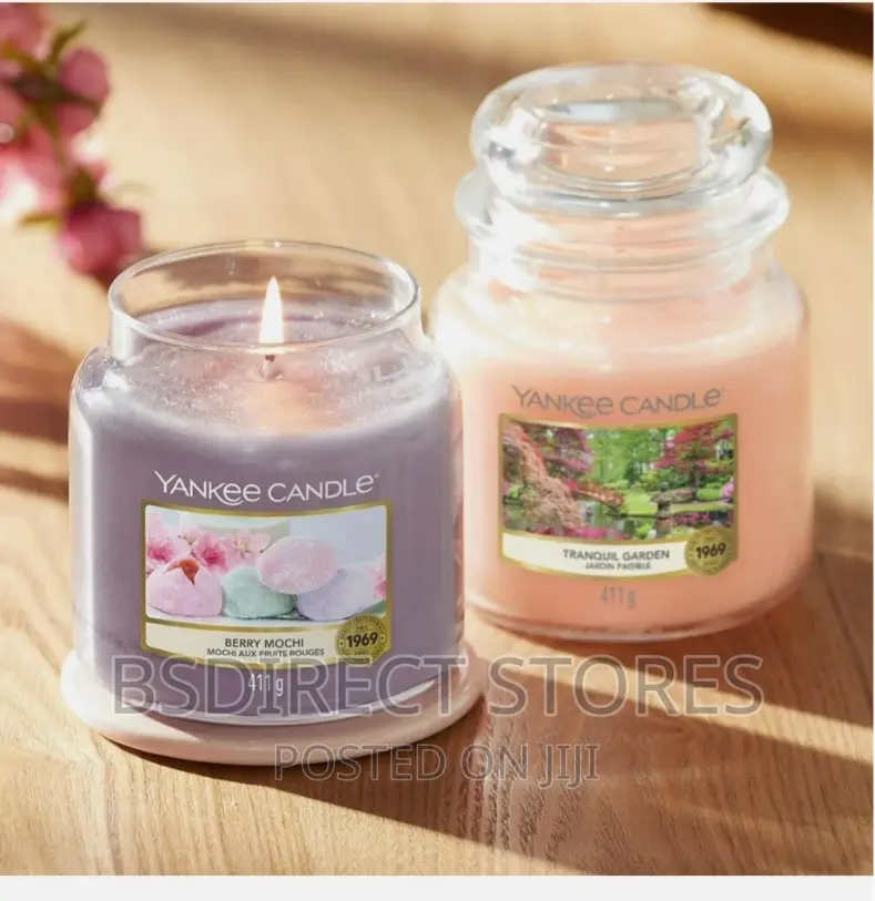 Yankee Candle Medium Size Scented Jar Perfect Gifts 75 Hours