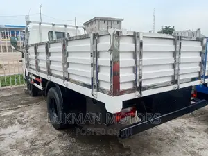 Toyota Dyna 2012 White