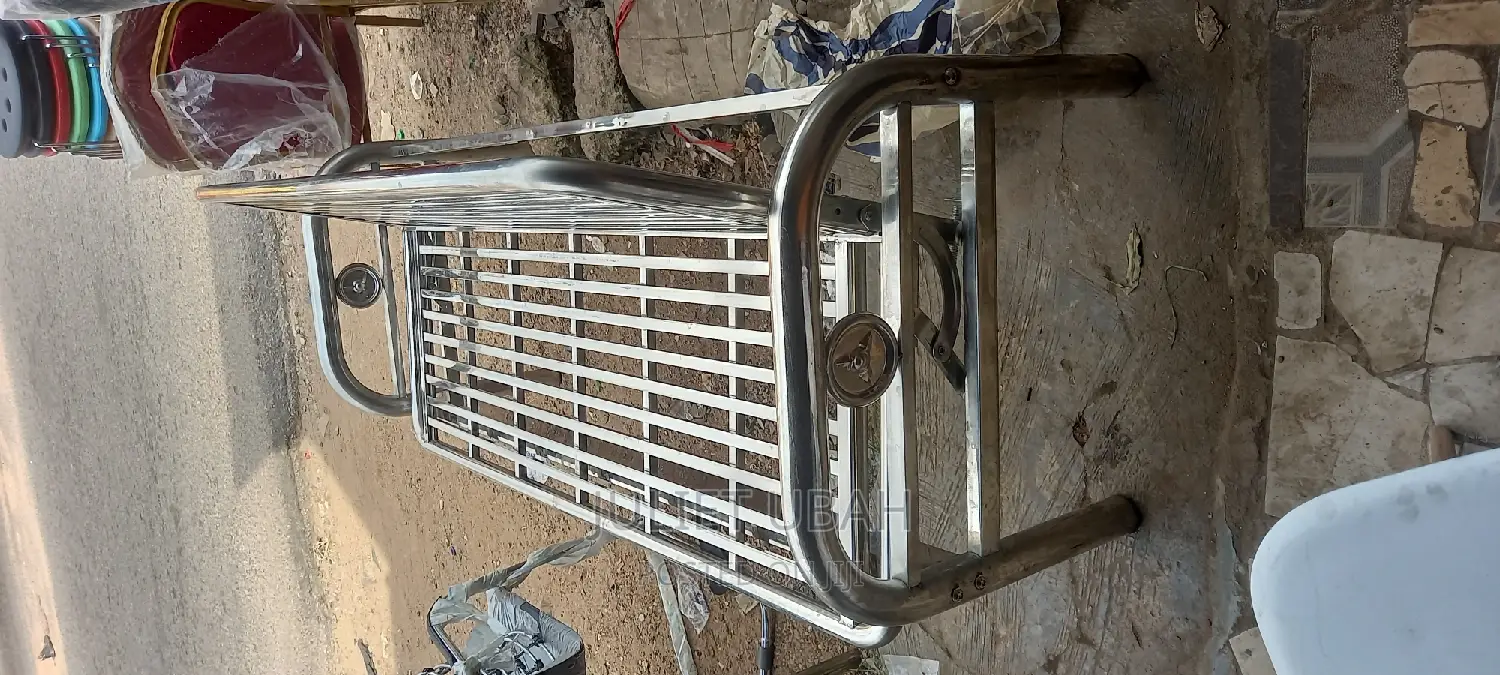 Stainless Three Sitter Chair
