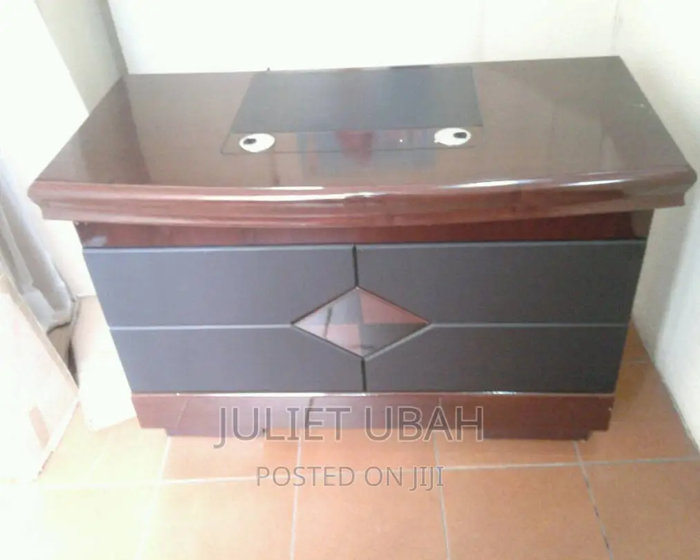 Strong Executive Office Table (1.4m)