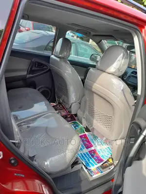 Toyota RAV4 2010 Red
