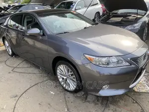 Lexus ES 350 FWD 2015 Gray
