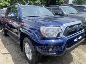 Toyota Tacoma 2015 Blue