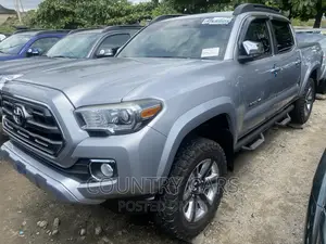 Toyota Tacoma Limited 2018 Silver