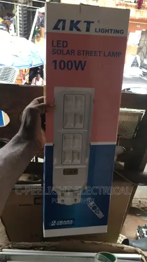 100w AKT Solar Street Light