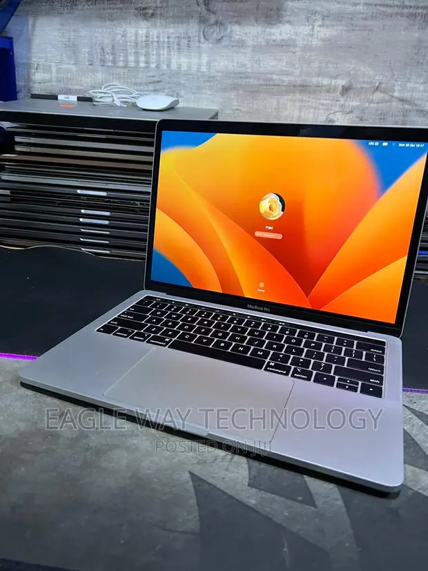 Macbook Air 2019 i5 メモリ8G SSD128GB MacBook Air/2019/SSD128GB
