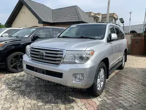 Toyota Land Cruiser 5.7 V8 VX-S 2012 Silver