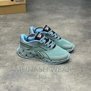 Reebok Classic Sneakers