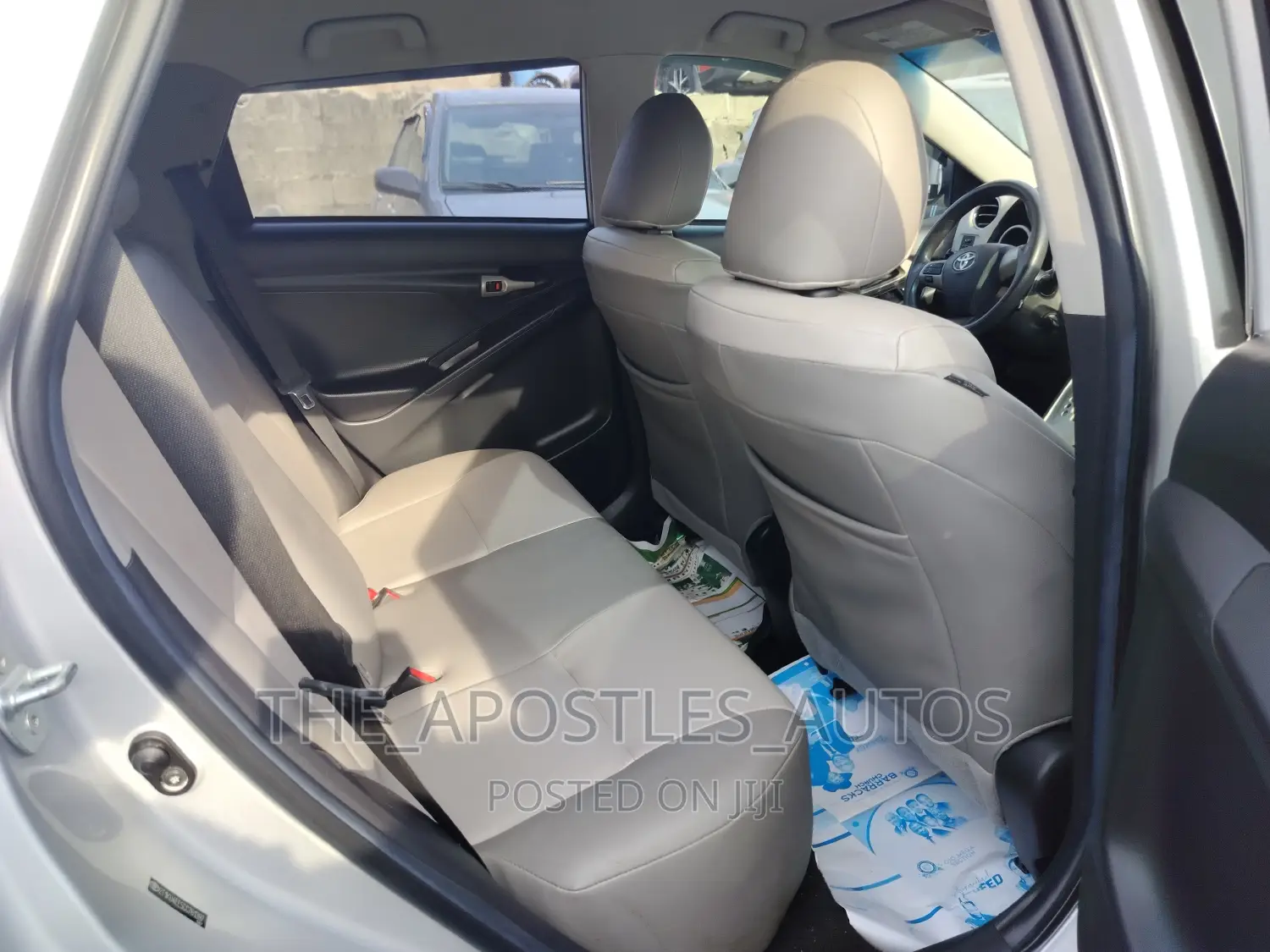 Toyota Matrix 2013 Silver
