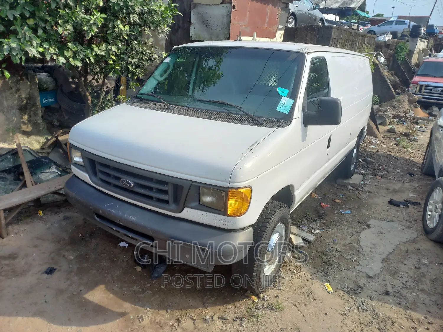 Ford E250 2006 White