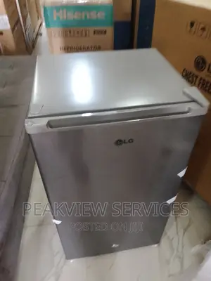 Brand New LG Gc 131 Top Freezer Refrigerator With Shelves