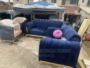Adorable 7 Seaters Sofa