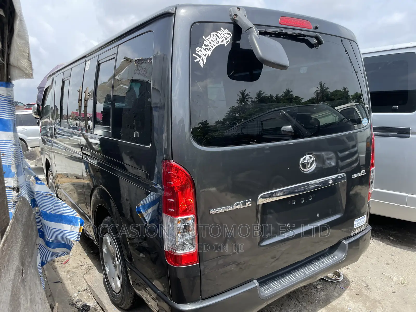 Toyota Regius 2010 Grey