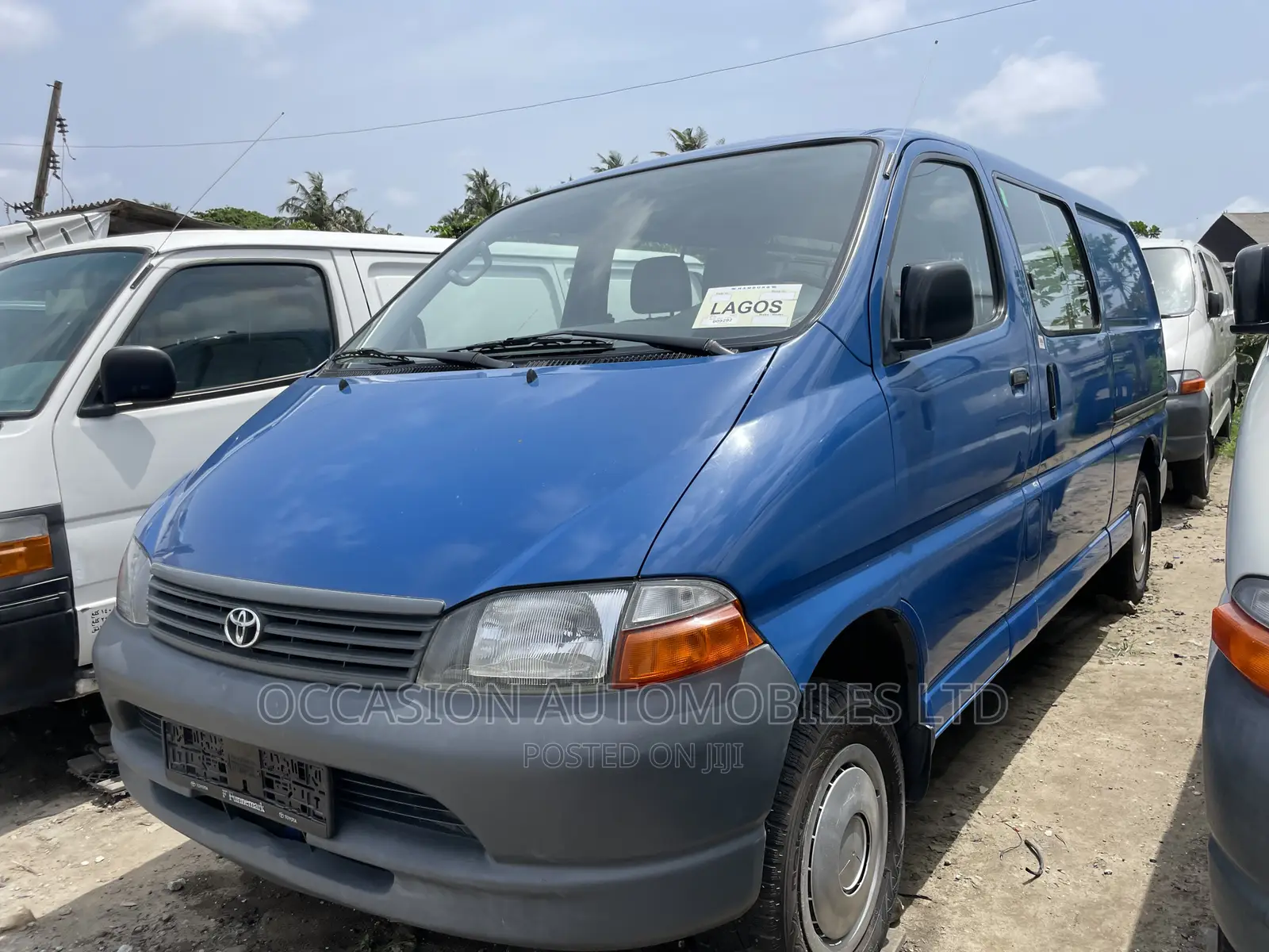 Toyota HiAce 2004 Blue