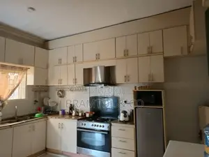 Furnished 4bdrm Townhouse / Terrace in Idu for rent