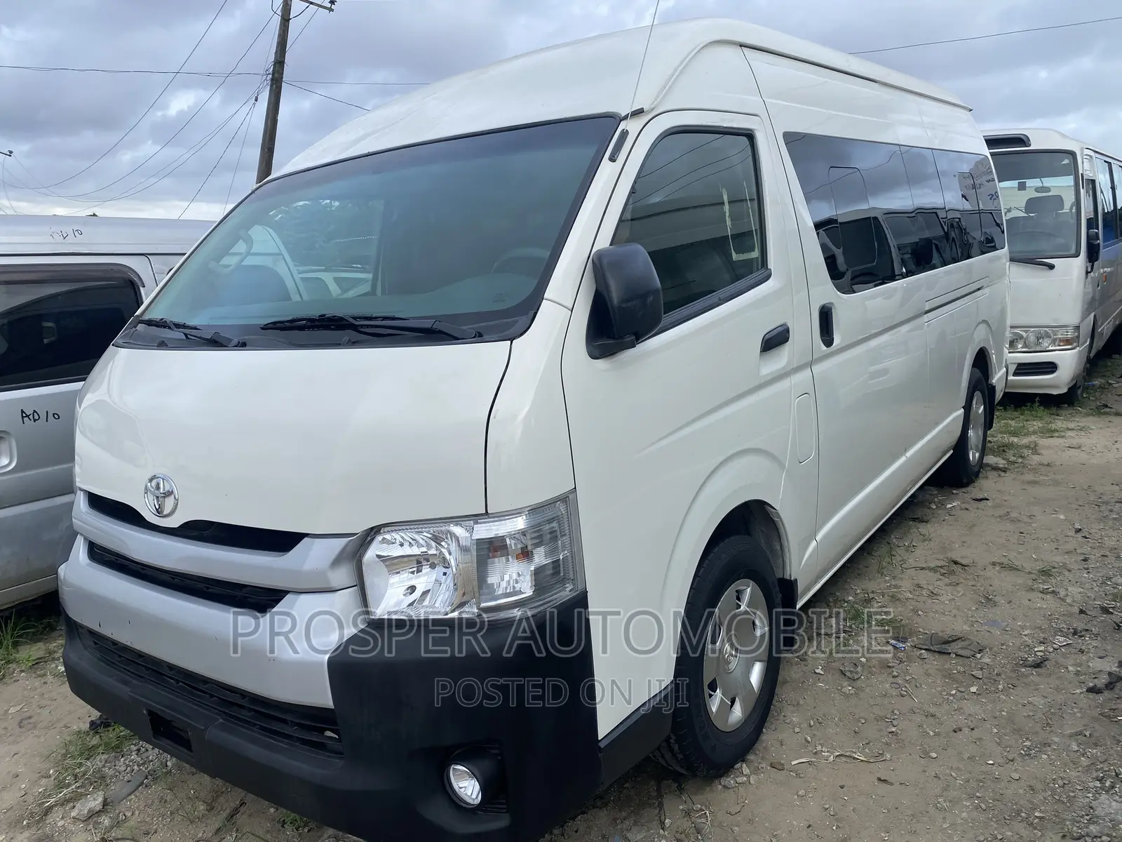 Toyota HiAce 2020 White