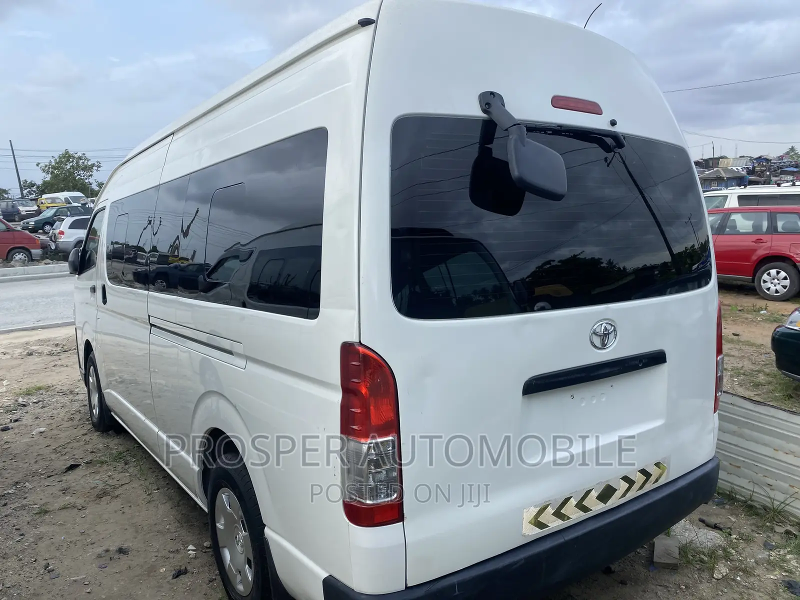 Toyota HiAce 2020 White