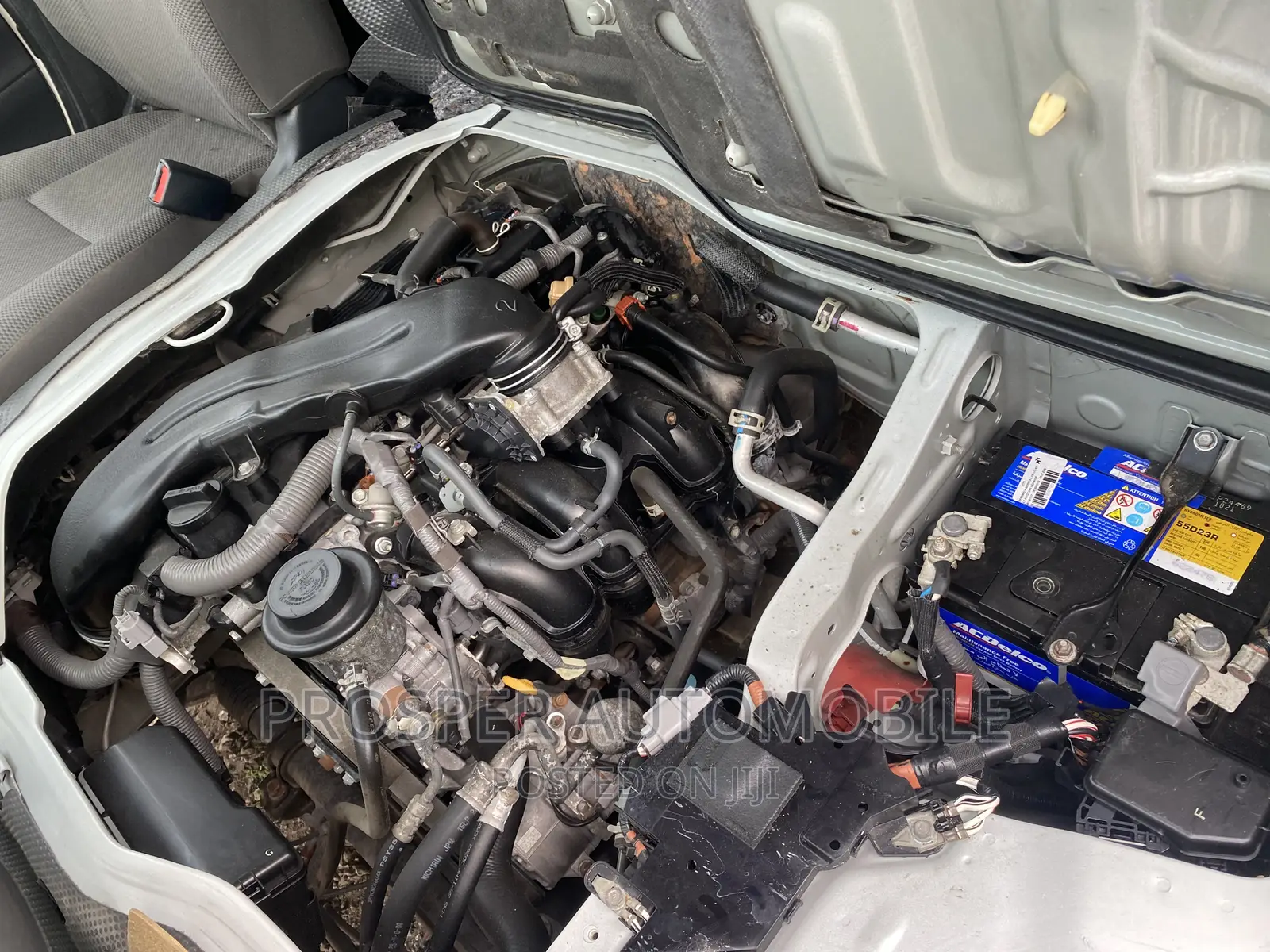 Toyota HiAce 2020 White