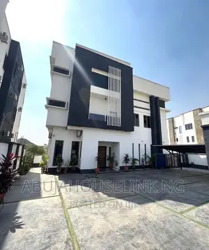 Furnished 5bdrm Duplex in Guzape Abuja for sale