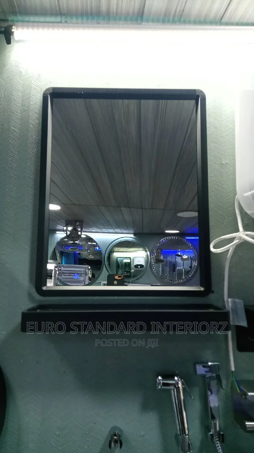 Mirror With Shelf 50x40