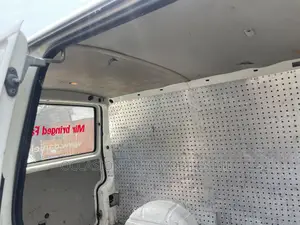 Volkswagen Transporter 2002 White