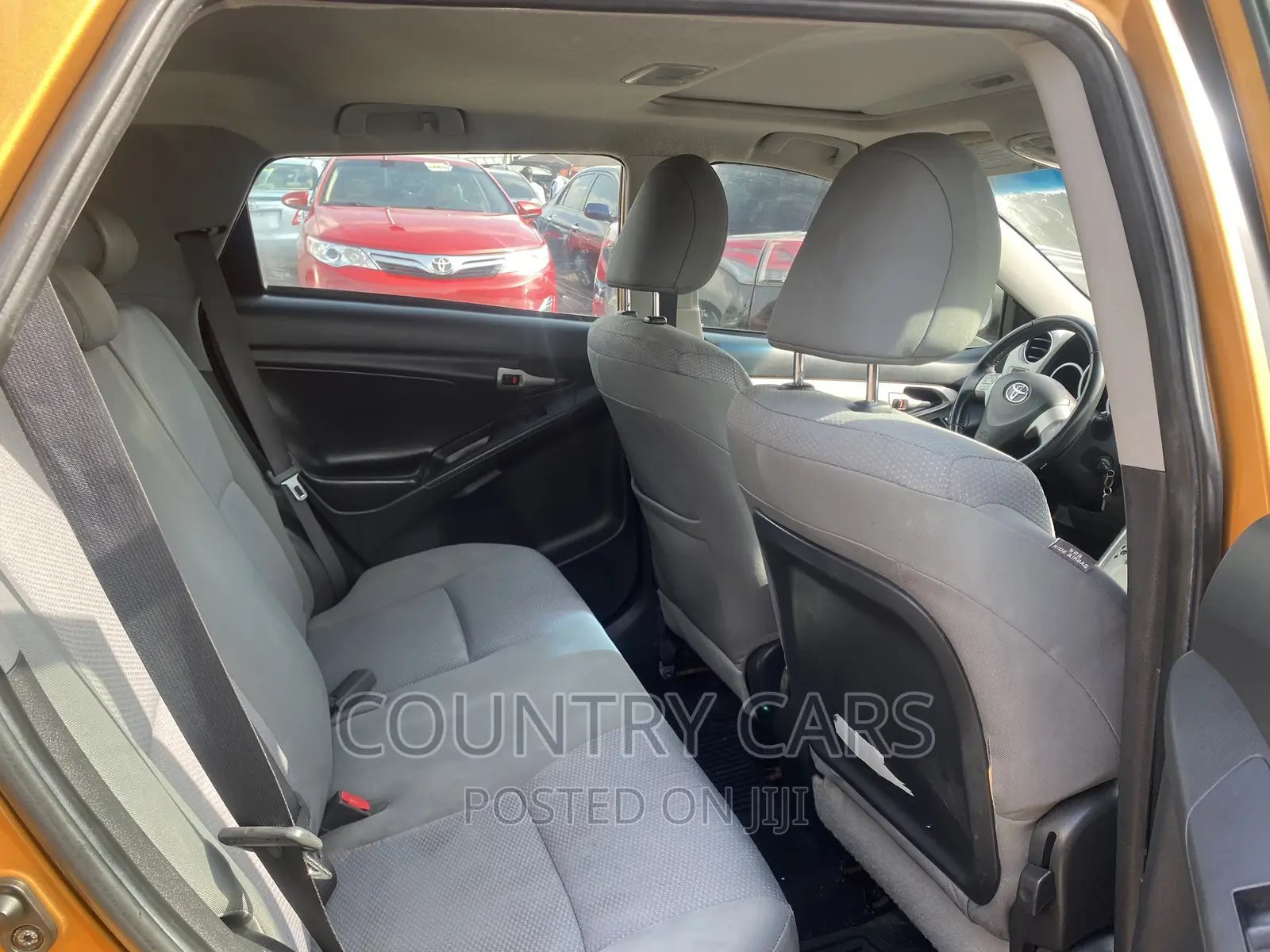 Toyota Matrix 2009 Gold